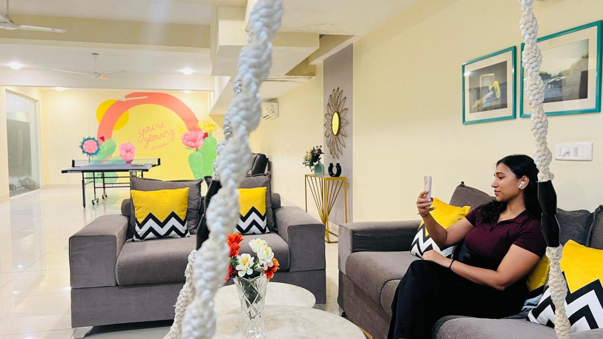 Olive Service Apartments - Golf Course Road 구르가온 외부 사진