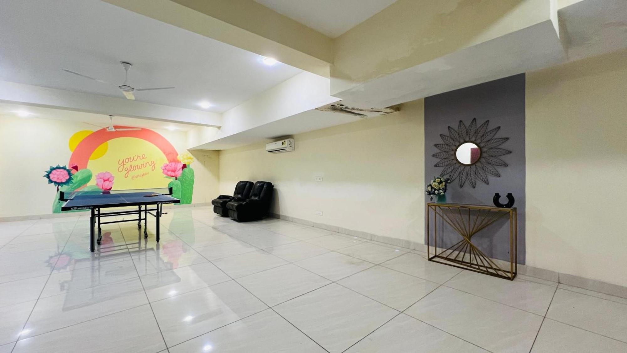 Olive Service Apartments - Golf Course Road 구르가온 외부 사진