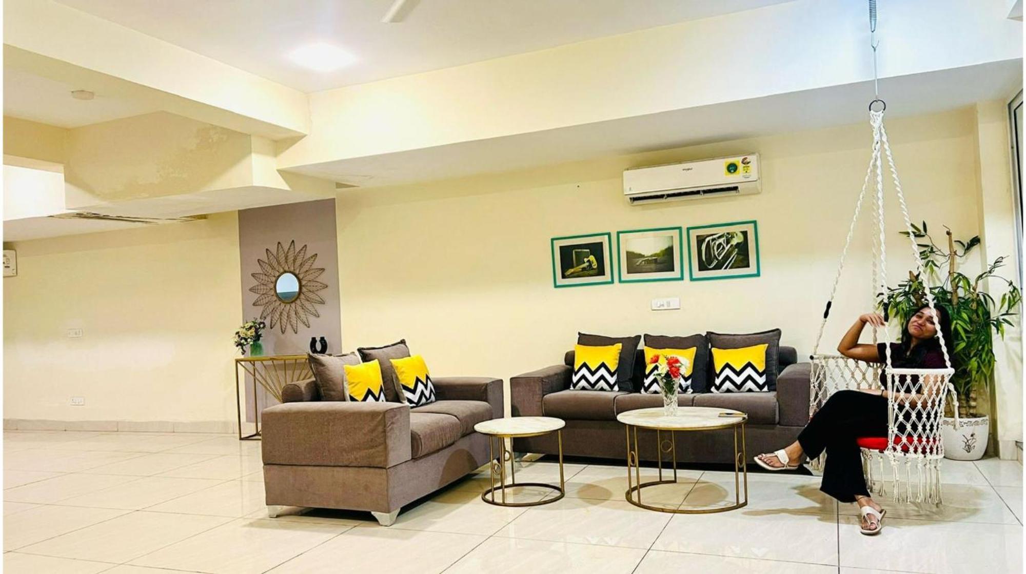 Olive Service Apartments - Golf Course Road 구르가온 외부 사진
